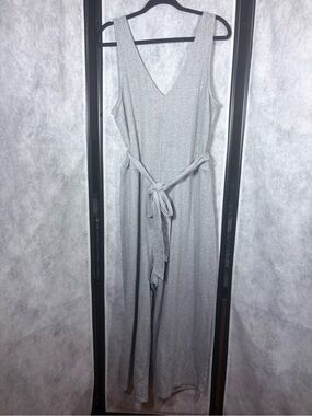Gap Women’s Gray Sleeveless V-Neck Tie Waist Jumpsuit XL